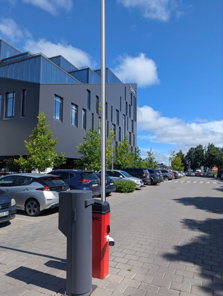 LOT більше не підтримує парковки? Є рішення — RedParking.Tech!
